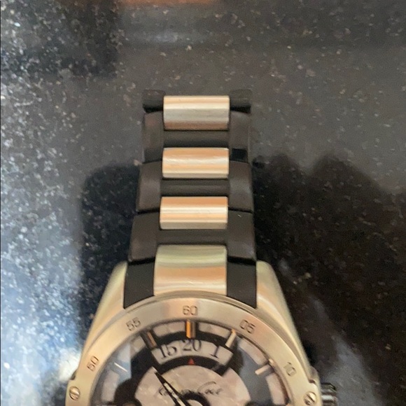 Kenneth Cole pearl face watch - Picture 3 of 5